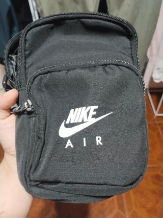 Riñonera Nike Air Negra