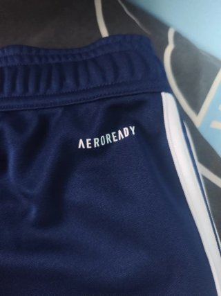 Pantalón chándal Adidas azul