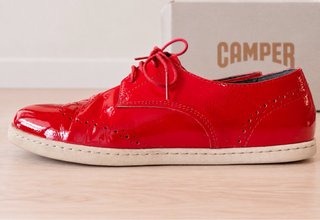 Zapatos Camper rojos de charol – talla 36