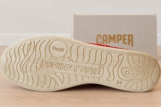 Zapatos Camper rojos de charol – talla 36