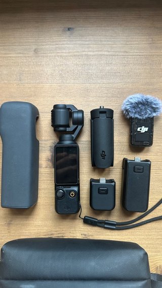 DJI Osmo Pocket 3 Creator Combo