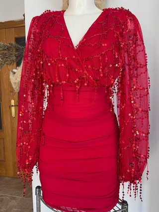 Vestido rojo drapeado lentejuelas