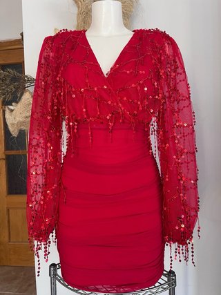 Vestido rojo drapeado lentejuelas