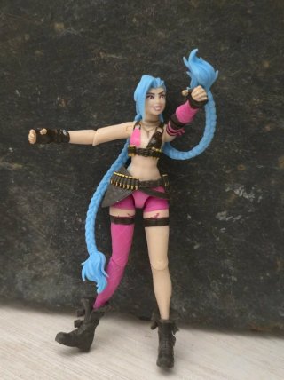 Muñeca guerrera Jinx