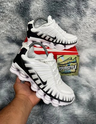 Zapatillas Nike Shox R4 Blancas y Negras
