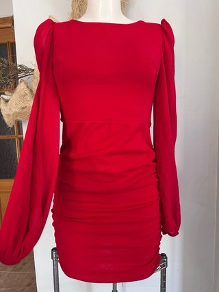 Vestido rojo elegante para eventos