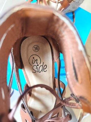 Sandalias Mustang Cuña Romano Marrón
