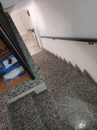 Escaleras Granito