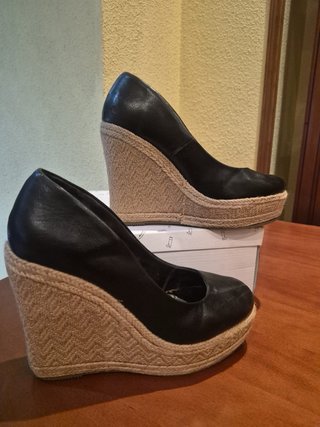 Cuñas Negras Meke Talla número 40