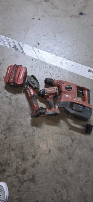 Lote Herramientas Hilti (Batería y Cargador)