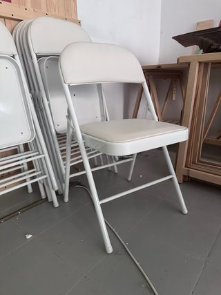 Set de 10 Sillas Plegables Blancas (acolchadas)