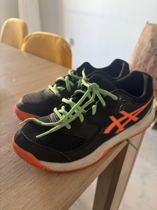 Zapatillas Asics Padel / Badminton Negras Naranja