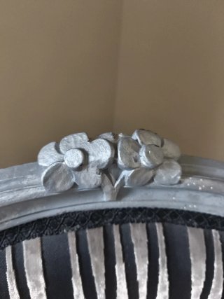 Sillón Antiguo Estilo Clásico