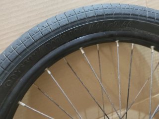 Rueda BMX 20 Con cubierta ODYSSEY y BSD 2.40