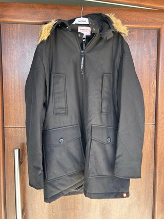 Abrigo Wombat & Co Negro
