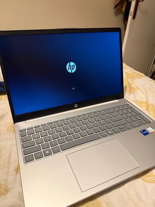 Portátil HP Plata/Negro Casi Nuevo