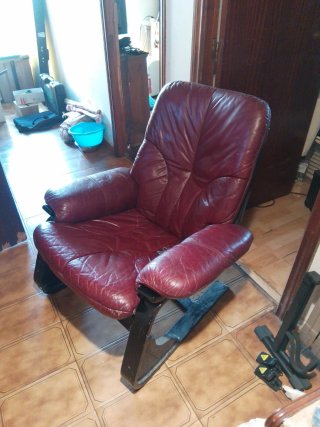 Sillón de Piel Rojo