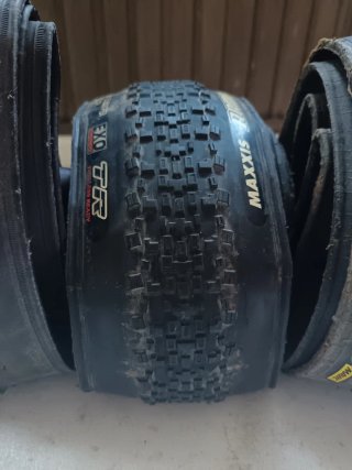 LOTE 3 RUEDAS MTB MAXXIS MAVIC KENDA