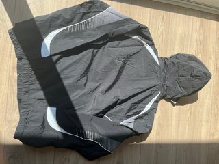 Chaqueta Cortavientos Supreme x Umbro Negra