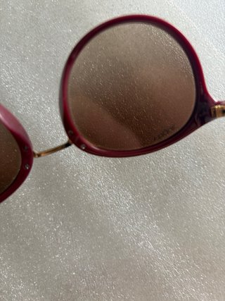Gafas de sol Vogue burdeos.