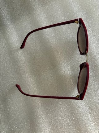 Gafas de sol Vogue burdeos.