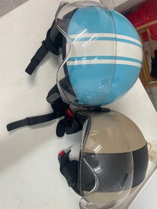 Casco Scooter XL Beige y Negro