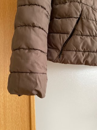 Plumas Zara acolchado marrón capucha desmontable