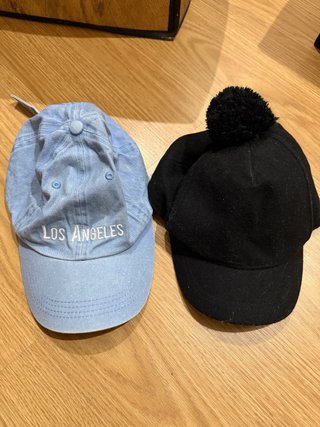 Gorra Los Angeles y gorra negra