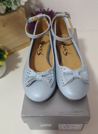 Sapatos Criança Azul Tam. 32 - Novos