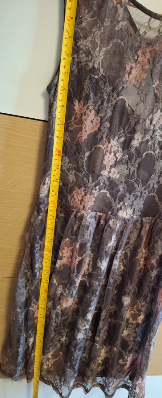 Vestido encaje floral gris y rosa