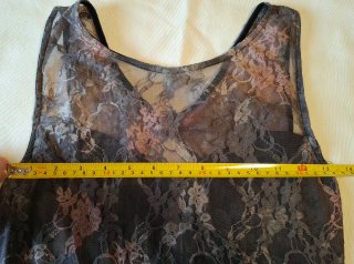 Vestido encaje floral gris y rosa