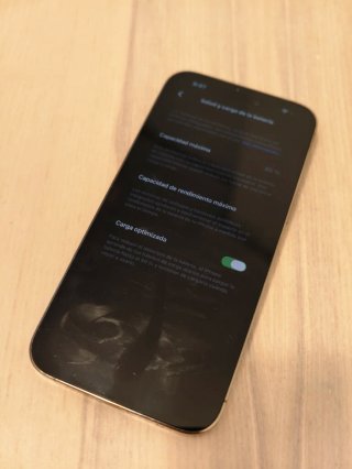 iPhone 14 Pro Max Dorado - Buen Estado