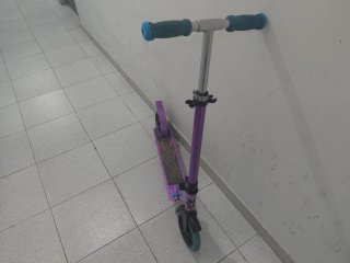 Patinete Tijuana color lila/rosa  plegable