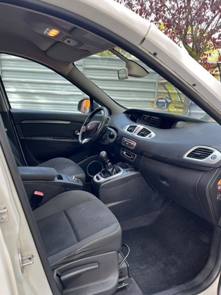 Renault Scenic 2009