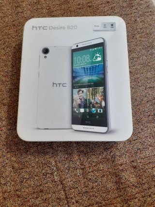 HTC Desire 820