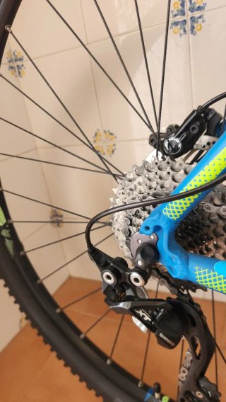 Bicicleta Montaña BTT CUBE Azul/lima