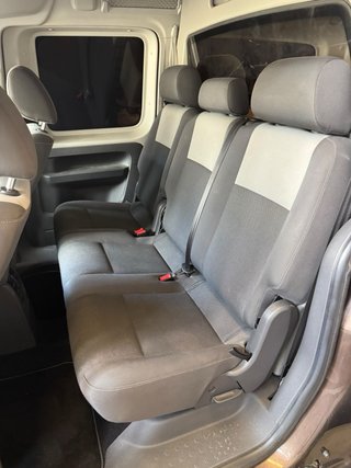 Volkswagen Caddy 2012