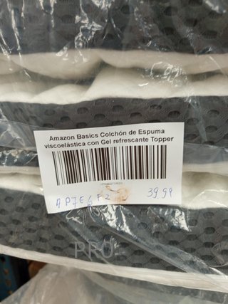 Amazon Basics Materasso in schiuma viscoelastica con topper in gel rinfrescante