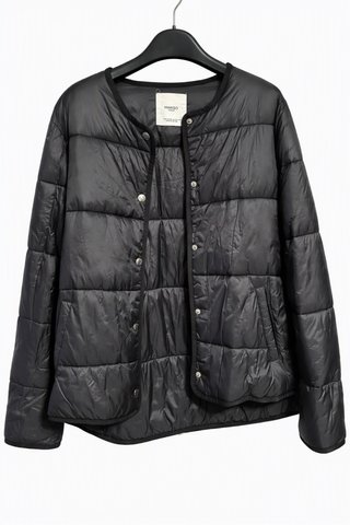 Plumas Mango negra mujer