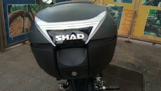 Baúl Trasero para Moto SHAD