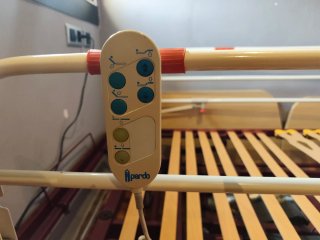 Cama Geriátrica Ajustable