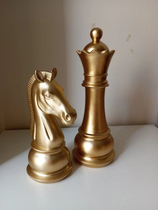 Coppia Scacchi Decorativi Regina e Cavallo