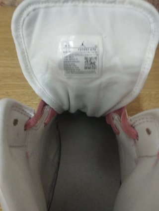 Deportivas Jordan Mujer Rosa y Blanco