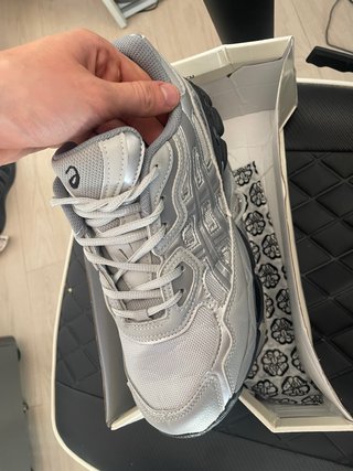 Zapatillas Asics Plateadas