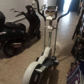 Bicicleta Elíptica BH con App Bluetooth