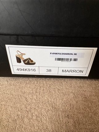 Sandalias de tacón Marrón y Dorado Talla 38