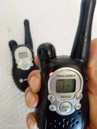 Set de 2 Walkie Talkies Motorola T5532