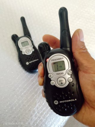 Set de 2 Walkie Talkies Motorola T5532