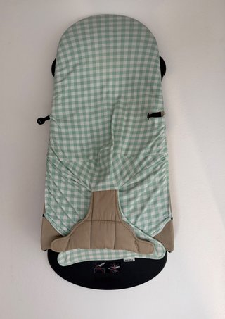 Hamaca BabyBjörn con Funda de Cuadros