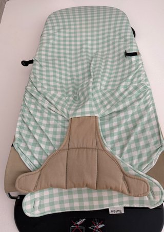 Hamaca BabyBjörn con Funda de Cuadros